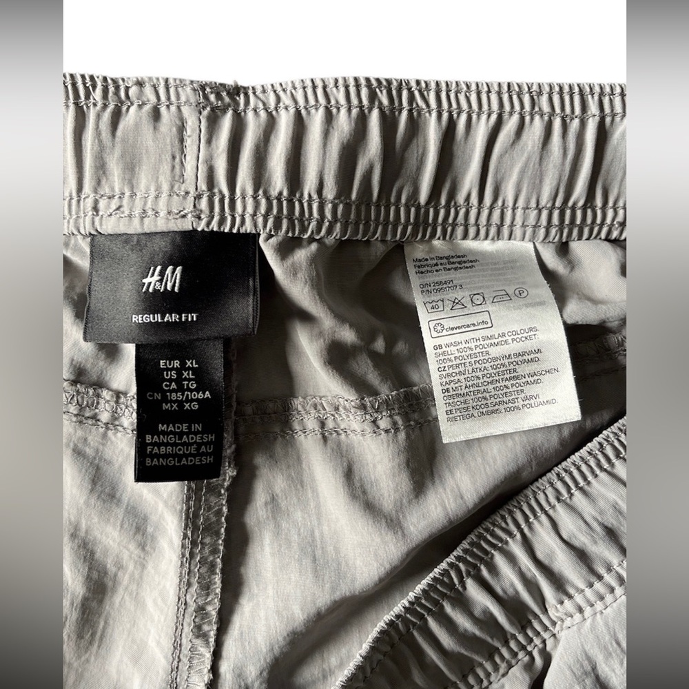H&M Shorts - Picture 4 of 4